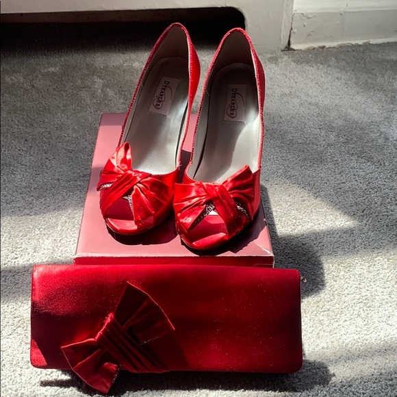 Shoes - Red Bow Heels and Matching Clutch